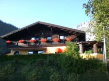 Pensjonat CLUB - VILLA latem